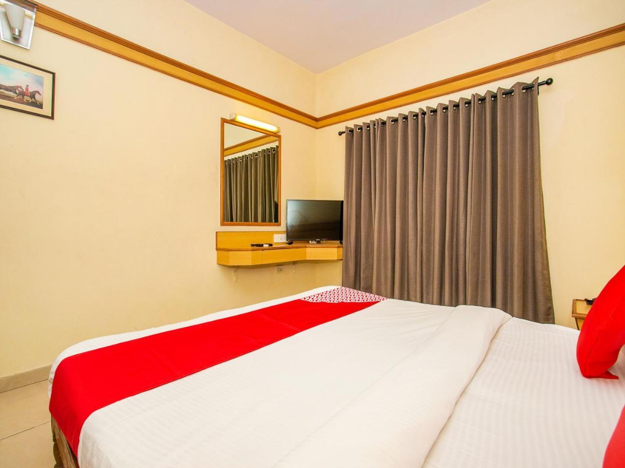 Oyo 649 Hotel Ajantha Trinity Inn Бенґалуру Екстер'єр фото